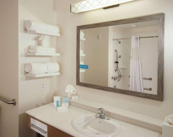 Hampton Inn & Suites by Hilton Augusta-Washington Rd image 25