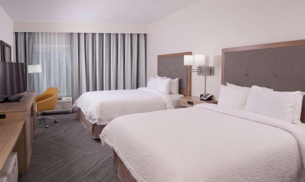 Hampton Inn & Suites by Hilton Augusta-Washington Rd image 29